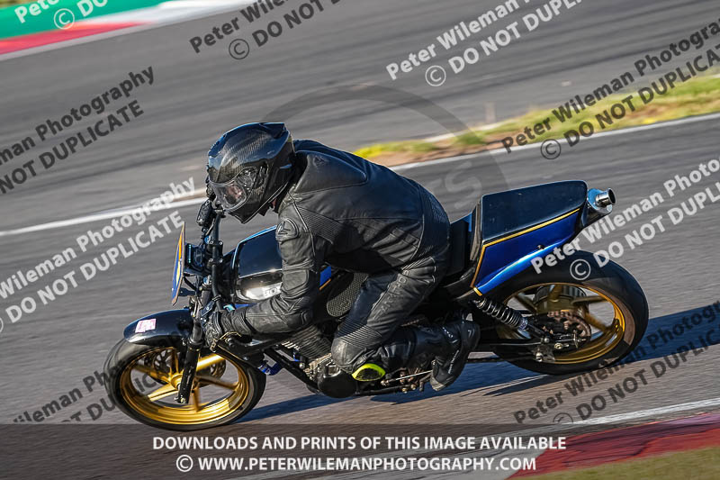 donington no limits trackday;donington park photographs;donington trackday photographs;no limits trackdays;peter wileman photography;trackday digital images;trackday photos
